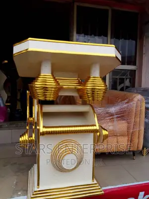 Church Pulpit / Pulpit of Praise