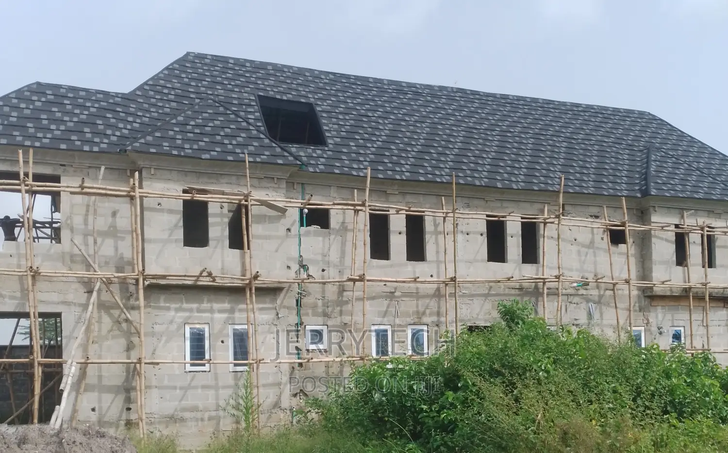 Durable Black and White Shingles