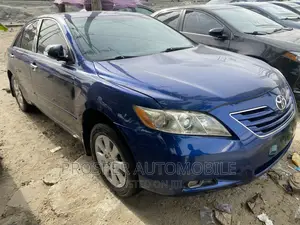 Toyota Camry SE V6 4dr Sedan (3.5L 6cyl 6AM) 2008 Blue