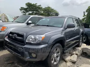 Toyota 4-Runner Limited 4x4 V6 2009 Gray