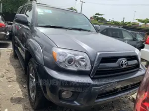 Toyota 4-Runner Limited 4x4 V6 2009 Gray