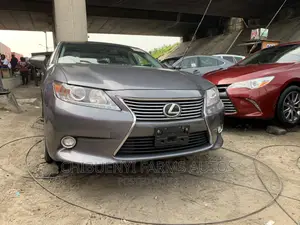 Lexus ES 350 FWD 2015 Gray