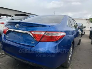 Toyota Camry 2016 Blue