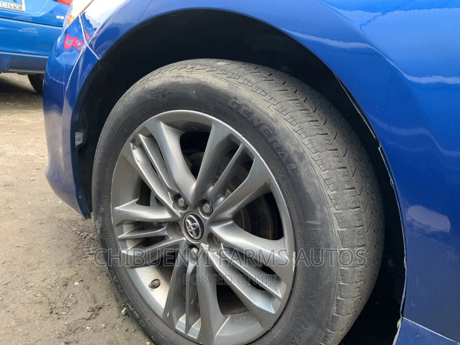 Toyota Camry 2016 Blue