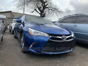 Toyota Camry 2016 Blue