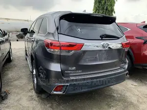 Toyota Highlander 2017 Gray