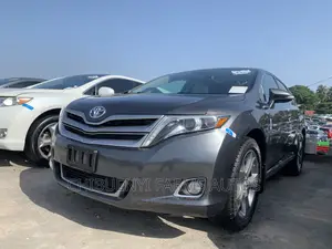 Toyota Venza Limited AWD V6 2013 Gray