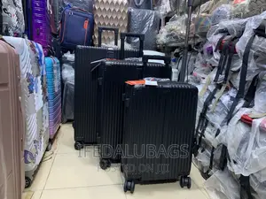 High Quality Imported Unbreakable Travel Luggage