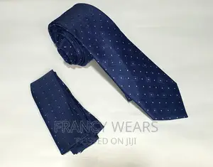 Quality Men's Ties With Suit Hanky
