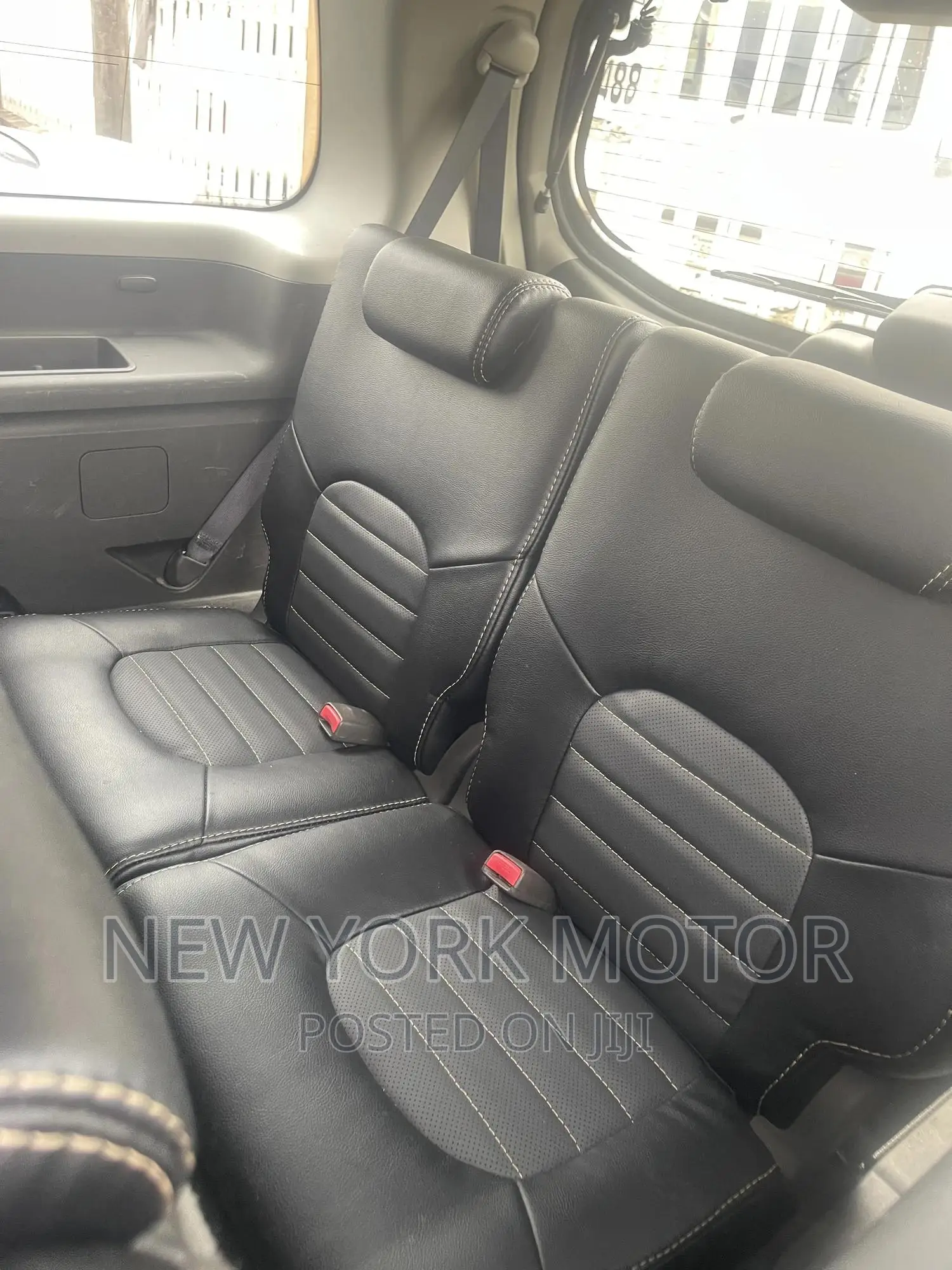 Nissan Pathfinder 2005 Black