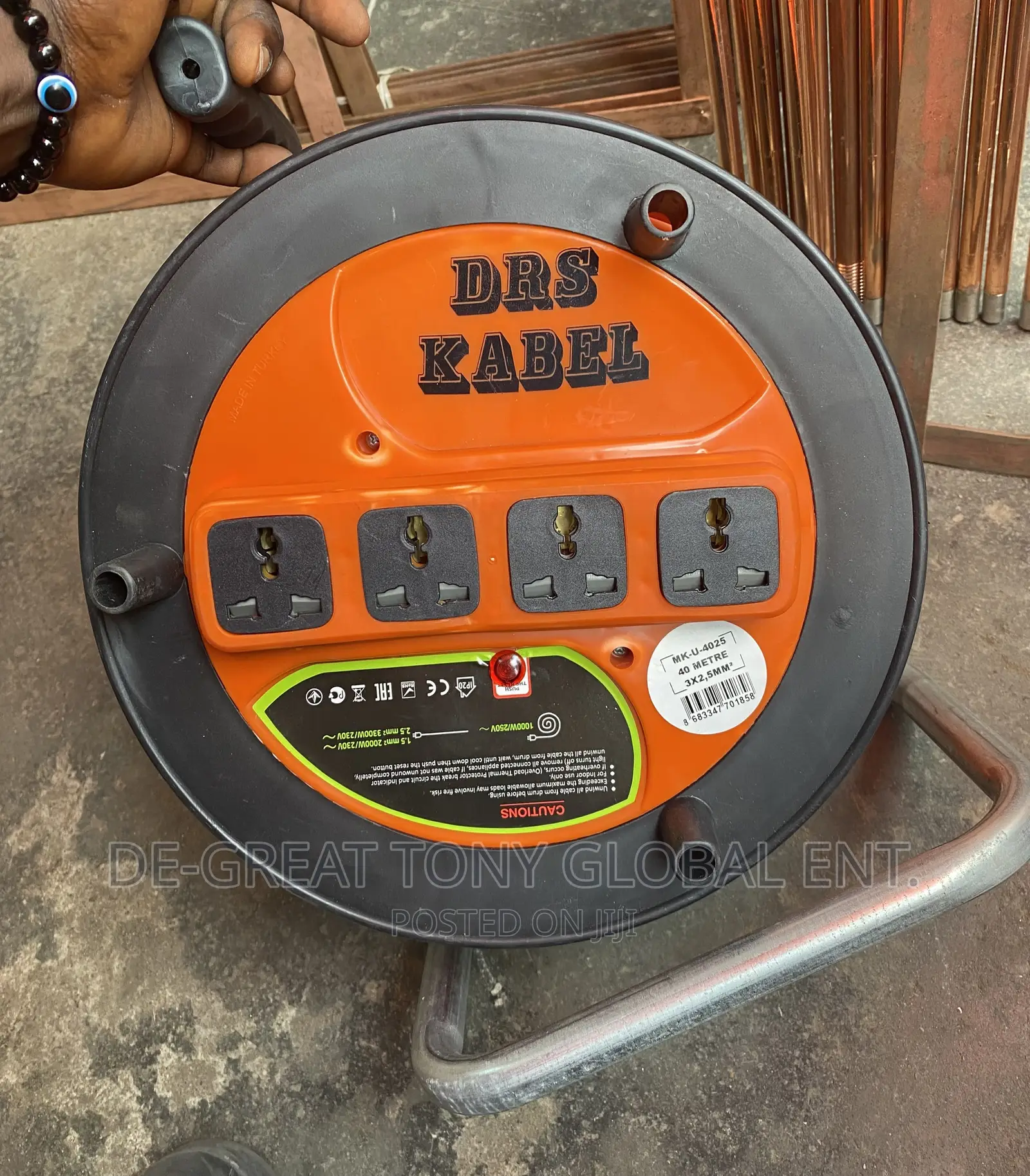 Extension Reel With 4 Sockets DRS