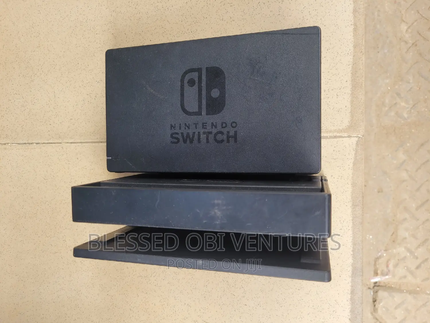 Nintendo Switch Dock.