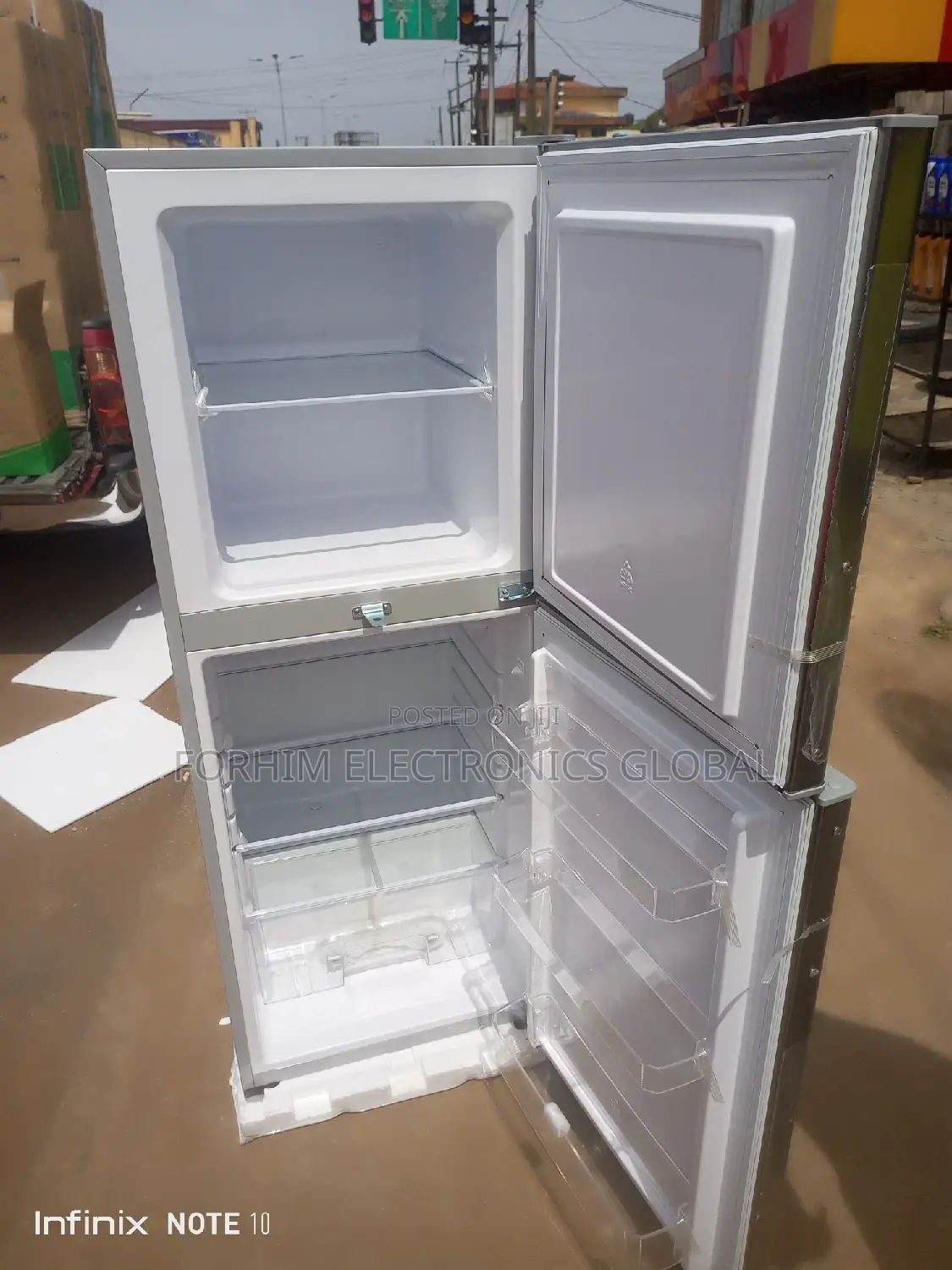 Dadi Prestige Fridge.