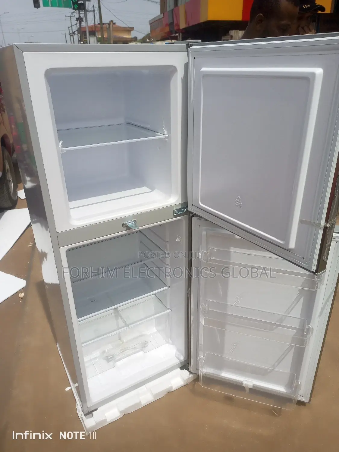 Dadi Prestige Fridge.