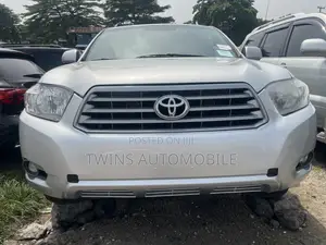 Toyota Highlander Limited 2009 Silver