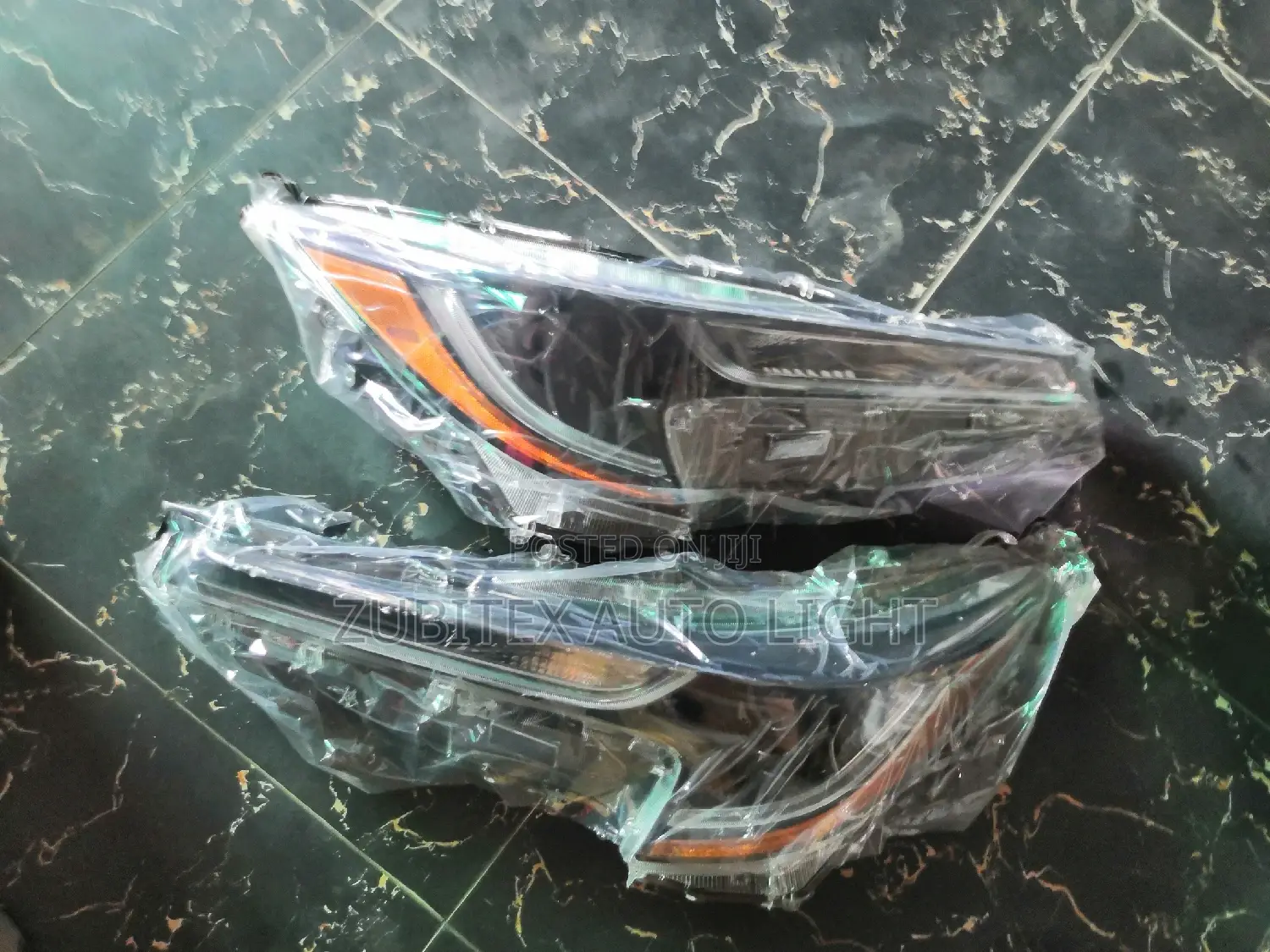 Set Headlamp Corolla 2020