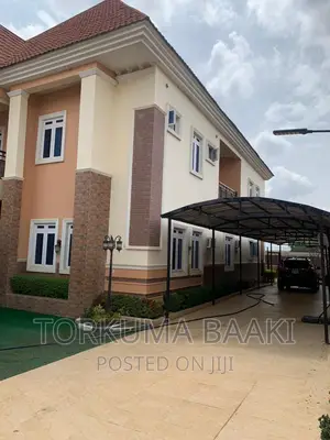 5bdrm Duplex in Queens Efab Estate, Gwarinpa for sale