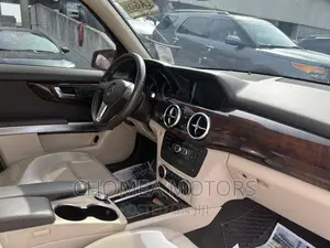 Mercedes-Benz GLK-Class 2015 Red