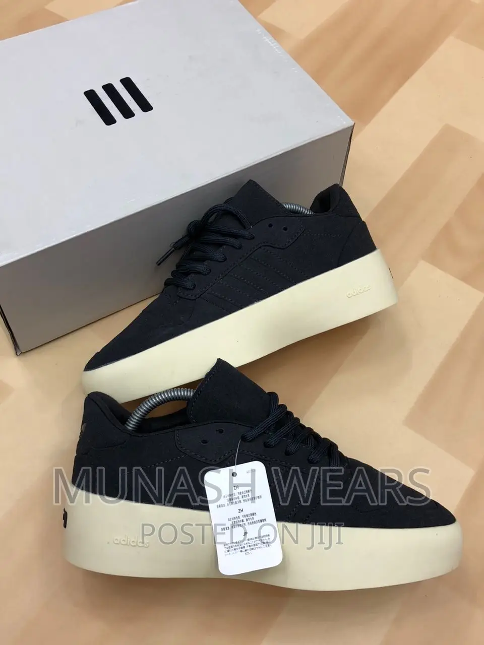 FOG Addidas Sneakers