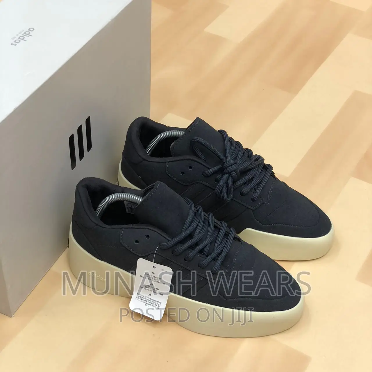 FOG Addidas Sneakers