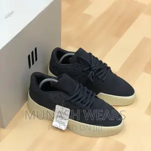 FOG Addidas Sneakers