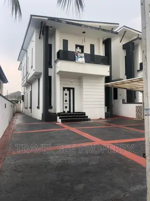 4bdrm Duplex in Private Estate for sale