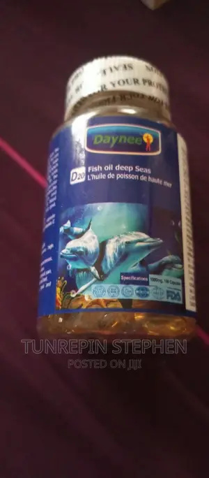 Photo - Daynee D20 Fish Oil Clear Skin, Eyes, Heart and Brain.