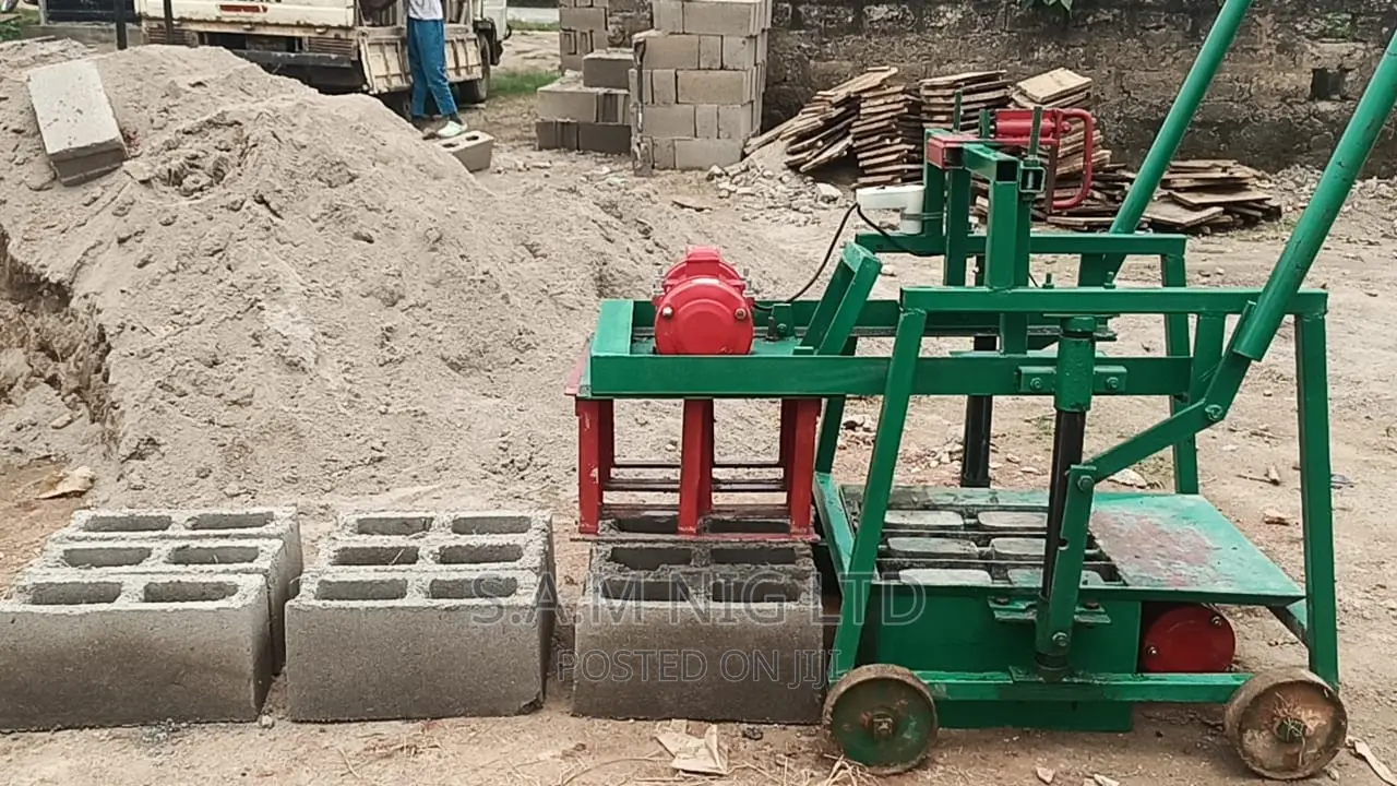 Egg Layer Block Making Machine