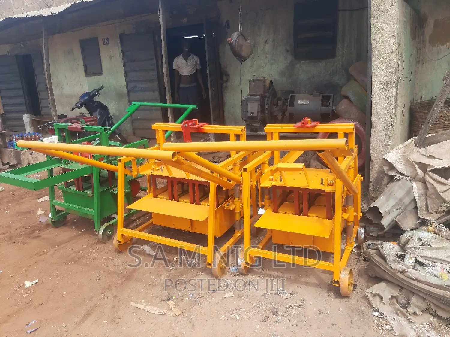 Egg Layer Block Making Machine