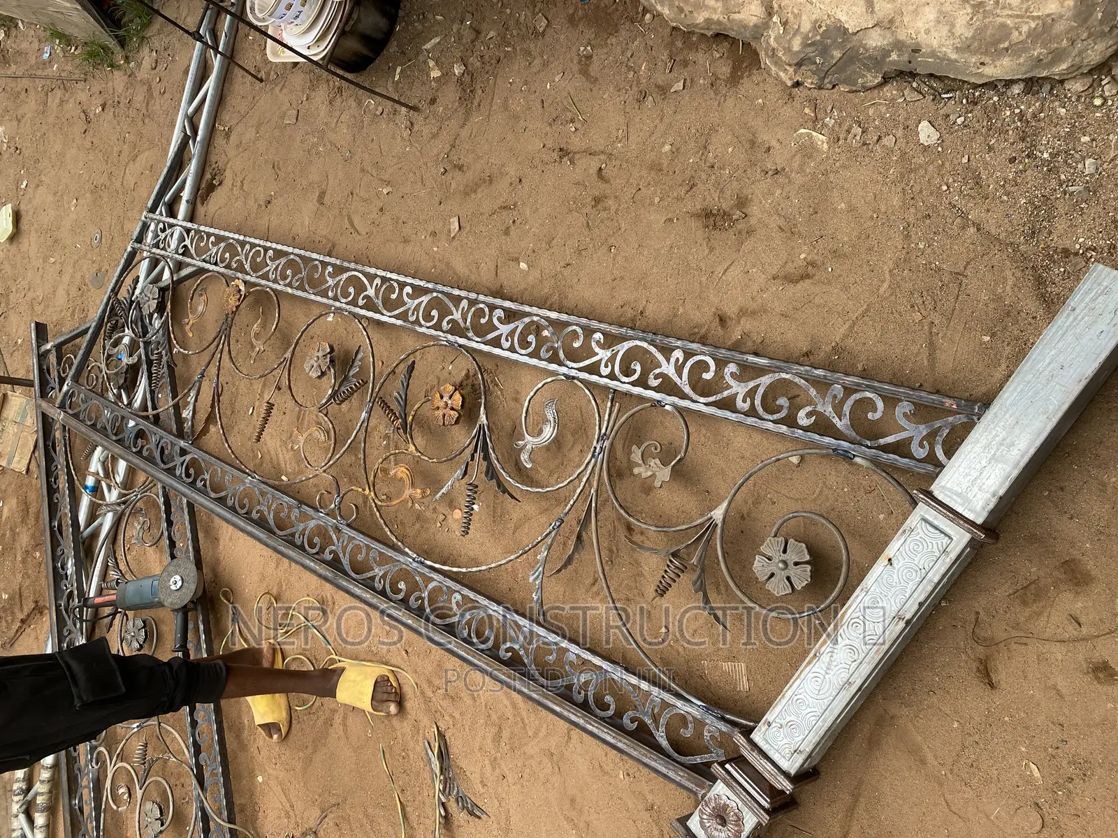 Egg Plant Cumbi Wrought Iron Design