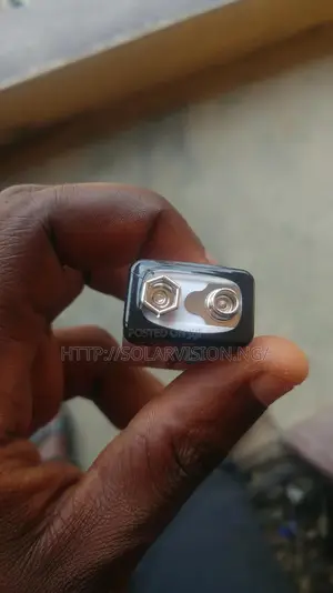 9 Volt Rechargeable Litium Battery