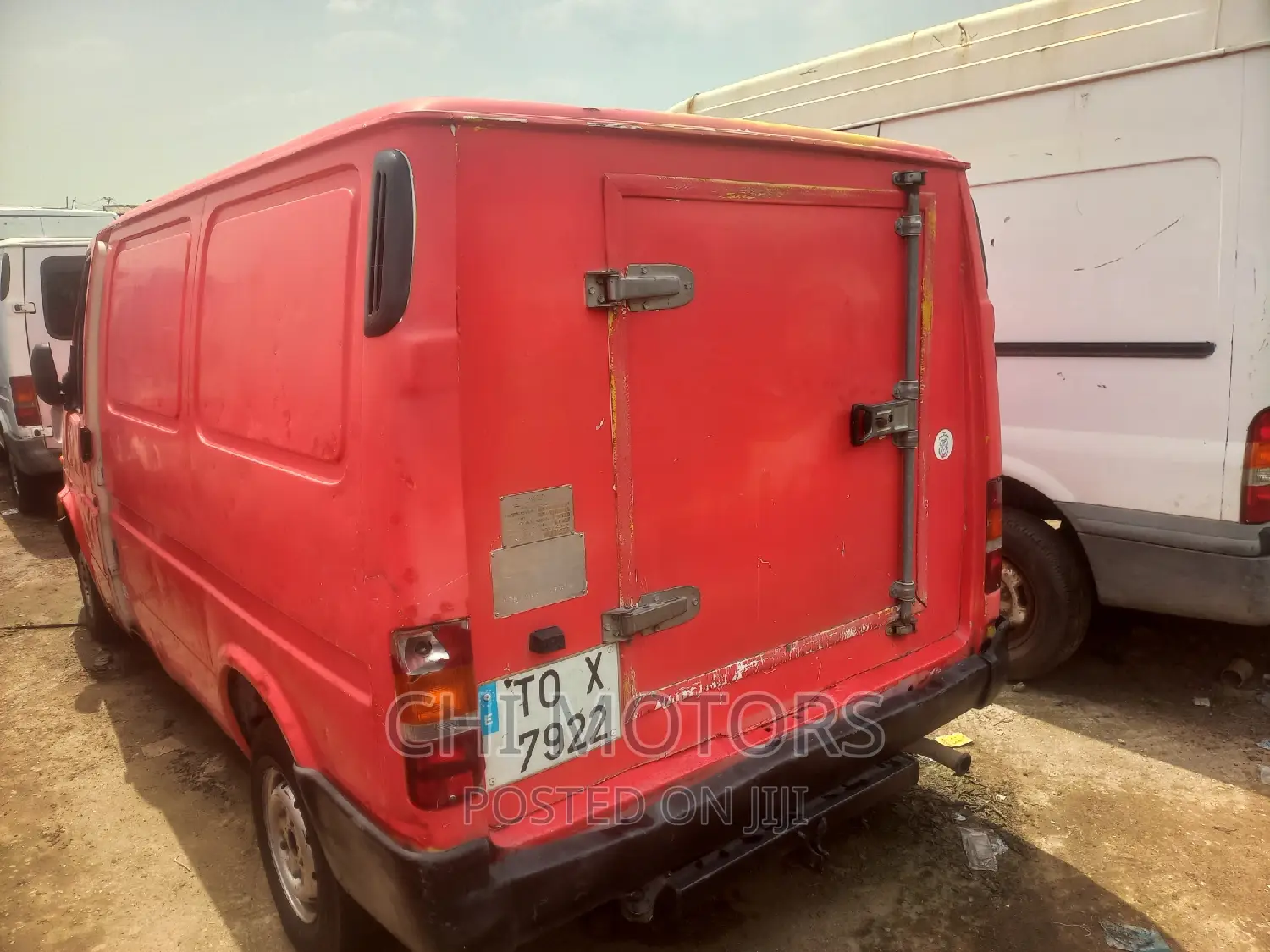 Ford Transit 2005 Red