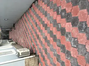 Well Vibrated Quality Interlocking Stones