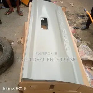 Empty Boot for Toyota Tacoma 2018 Available
