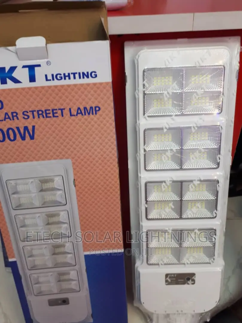 200 Wats Akt Solar Street Light