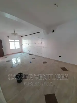 4bdrm Townhouse / Terrace in Vgc for rent