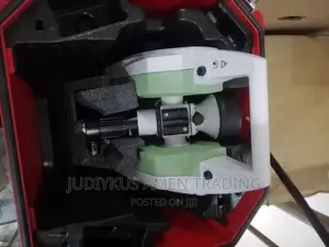 Leica Geosystems Total Station
