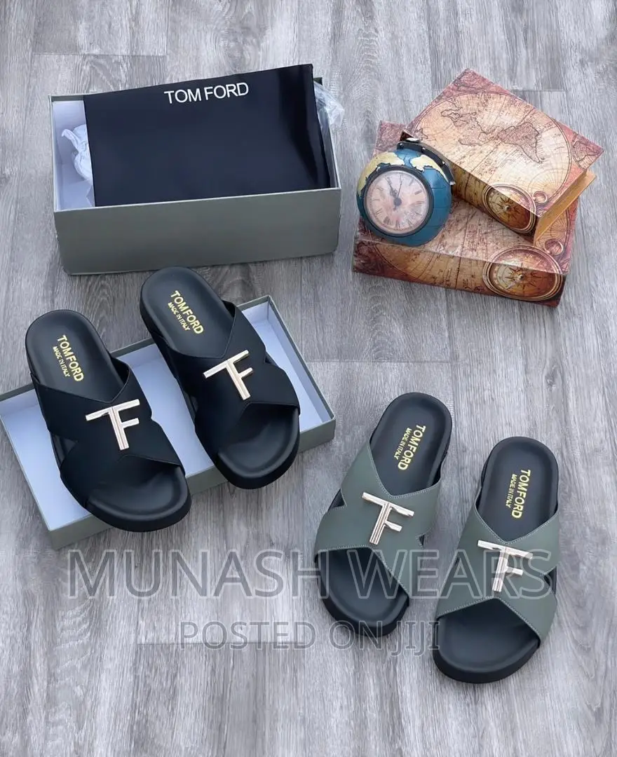 Leather Slipers COLLECTION’S