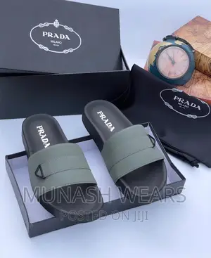 Leather Slipers COLLECTION’S