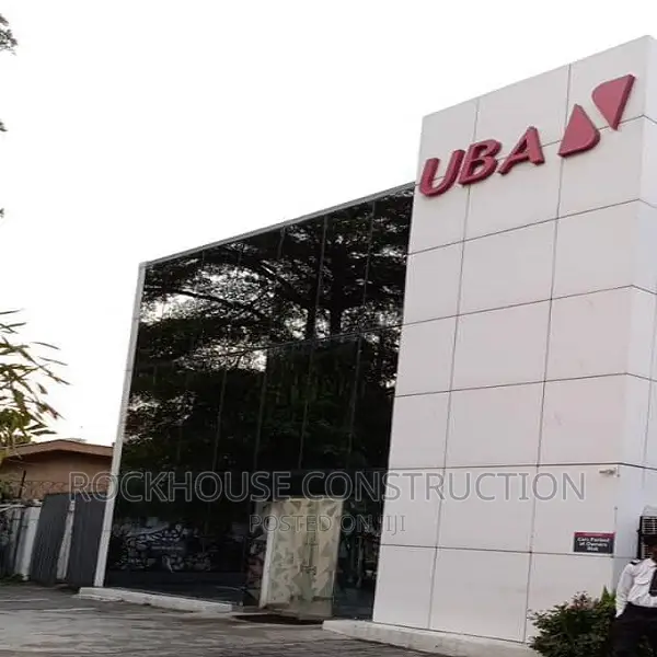 Facade Cleaning for Curtain Wall and Cladding