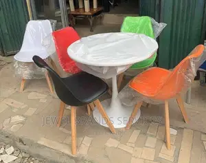 Restaurant / Dining Chair With Table