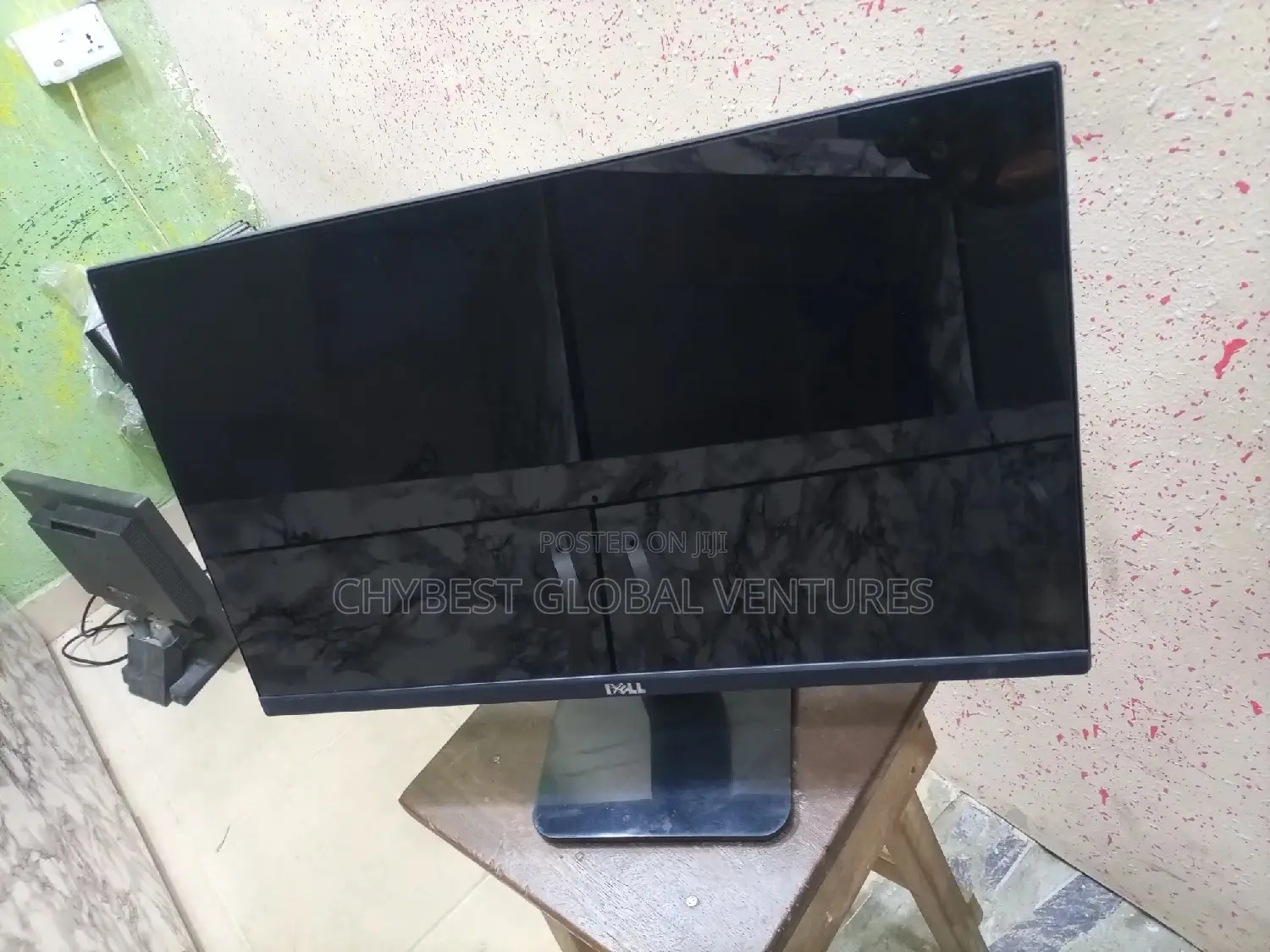23 Inches Dell Monitor