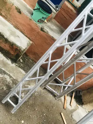 Truss 300mm by 2m