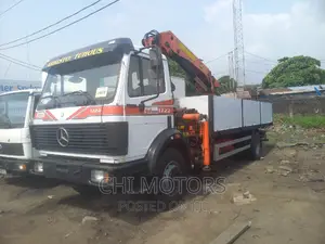 Mercedes Truck 1722 Self-Loader 8tons