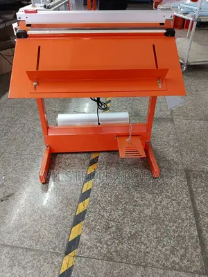 Pedal Sealing Machine With Cutter