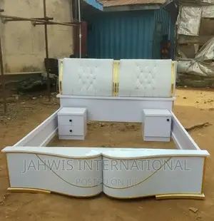 Beautiful Modern 6by6ft Bed Frame