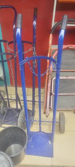 Single Gas Cylinder Carrier/ Trolley