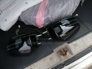 Ml350 2010 Set of Side Mirror