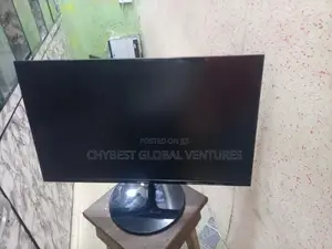 27 Inches Samsung Monitor