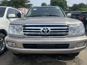 Toyota Land Cruiser 4x4 2007 Gray